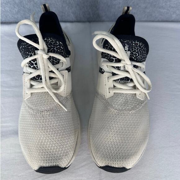 New Balance Women's Sz 8.5 Beige Nergize Sport Running Shoes Cheetah Print - Picture 3 of 11